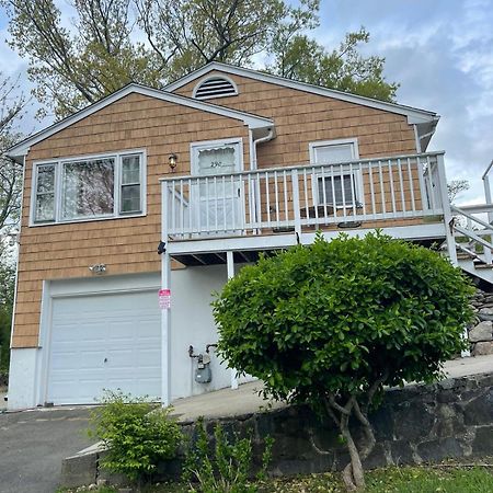 ברידג'פורט Connecticut Lake House מראה חיצוני תמונה